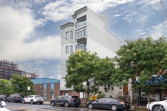 Building Photo - 326 Avenue U