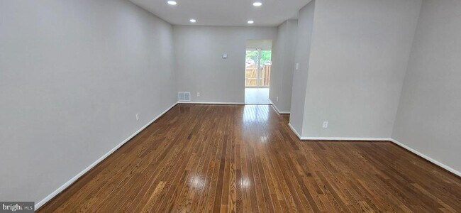Foto del edificio - 3103 Apple Rd NE