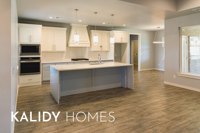 Foto del edificio - 1796 Salma Rd