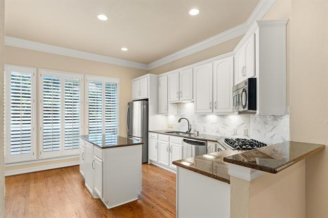 Foto principal - 4230 Holland Ave