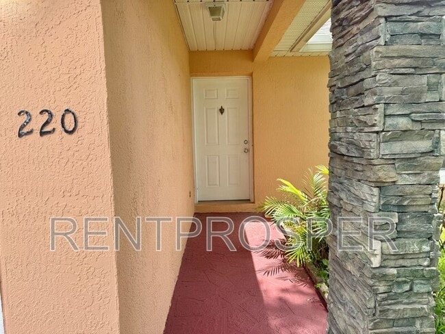 Building Photo - 220 Canterbury Ct