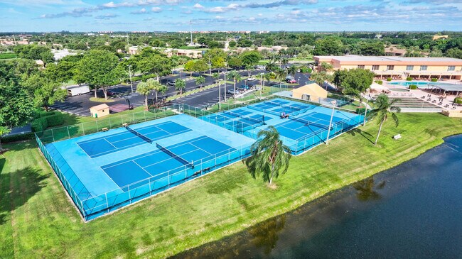 Foto del edificio - 15235 Lakes of Delray Blvd