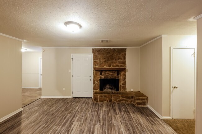 Foto del edificio - Charming 4 Bedroom Ranch
