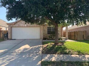 Building Photo - 516 Valdosa Dr