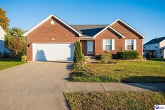 Building Photo - 605 Wind Brook Dr