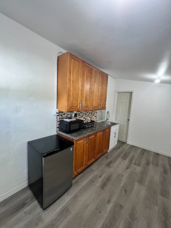 Foto del edificio - 6531 Roosevelt St