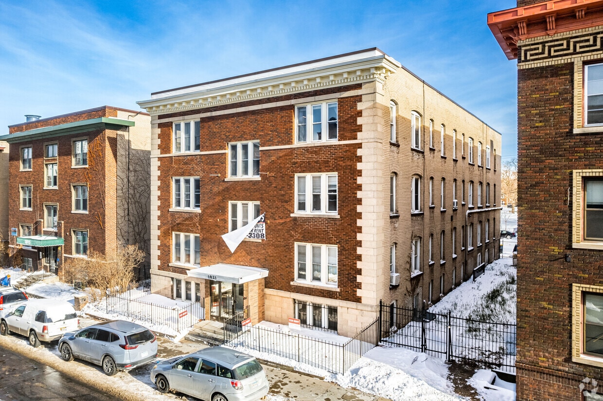 Primary Photo - 1821 1st Ave S