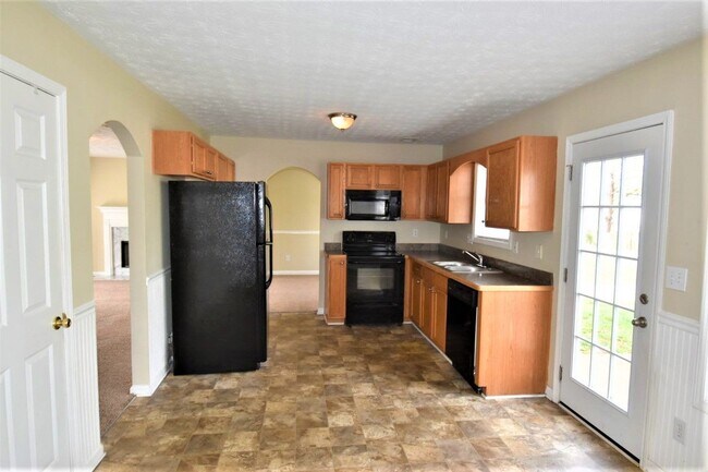 Building Photo - 1847 Summit Creek Way