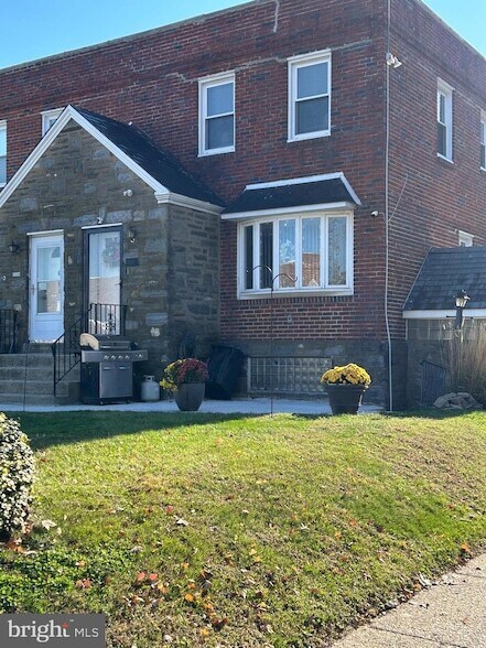 Foto del edificio - 800 Disston St