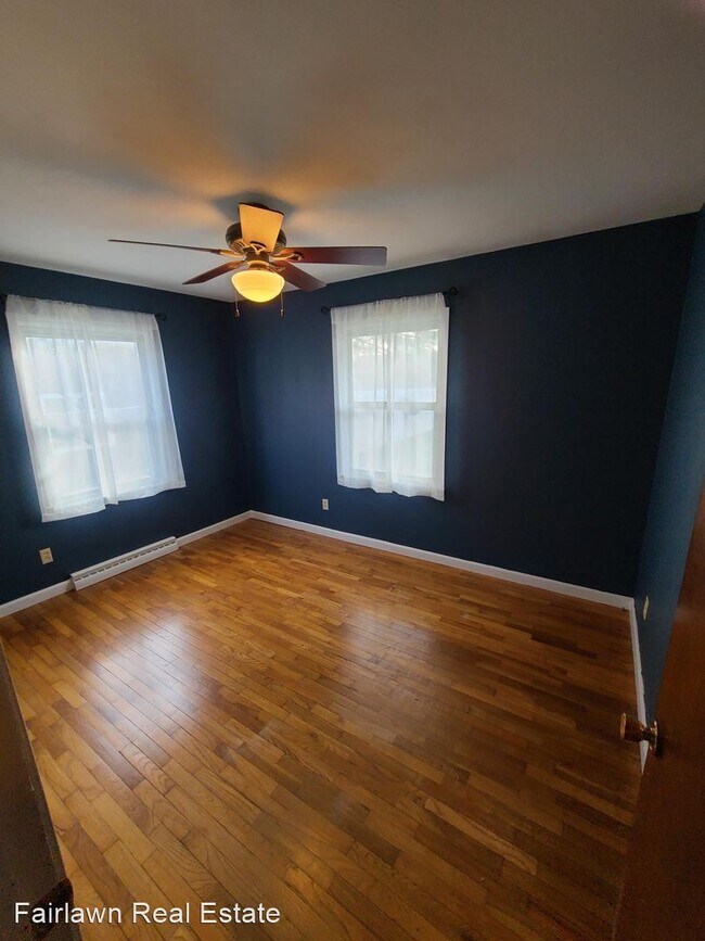 Foto del edificio - 3 br, 1 bath House - 1407 E Pennsylvania Ave