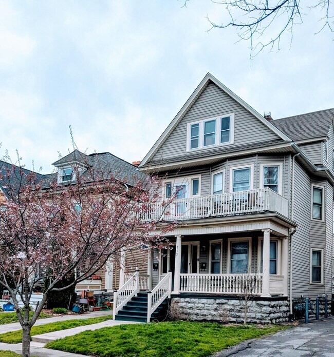 Building Photo - 115 Claremont Ave