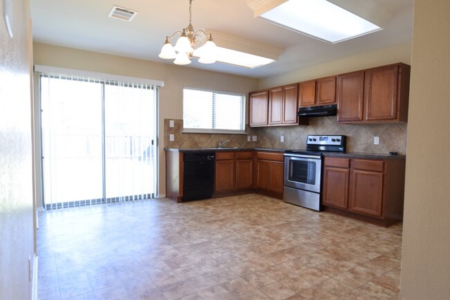 Foto del edificio - 8704 Sage Meadow Dr