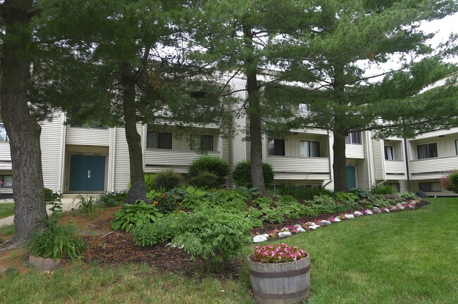 Foto del edificio - 2113 Melrose Dr, Unit A