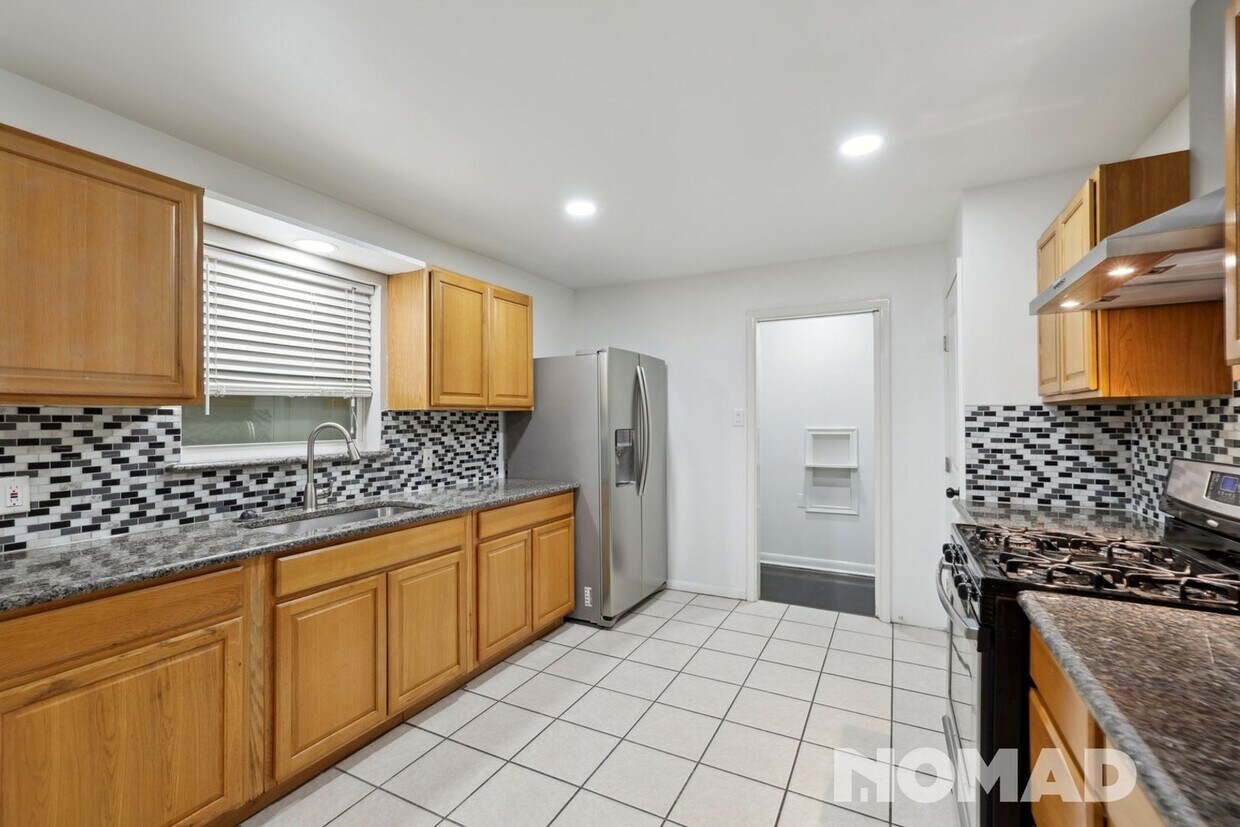 Primary Photo - Spacious 4BR House in Duncanville