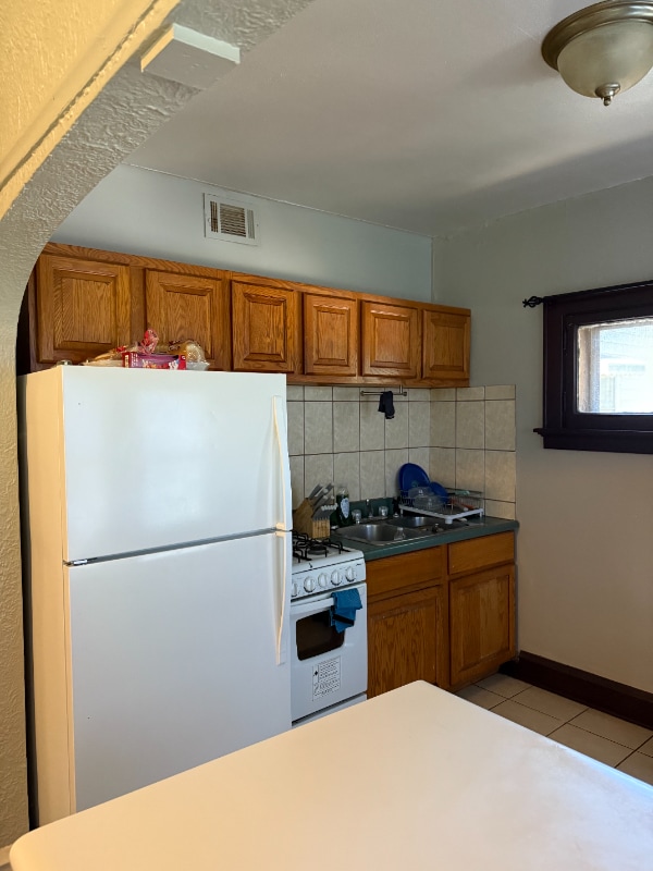 Foto del edificio - 417 N 39th St