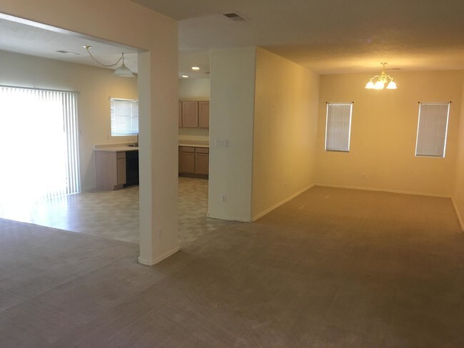 Foto del edificio - 6928 Tree Line Ave NW
