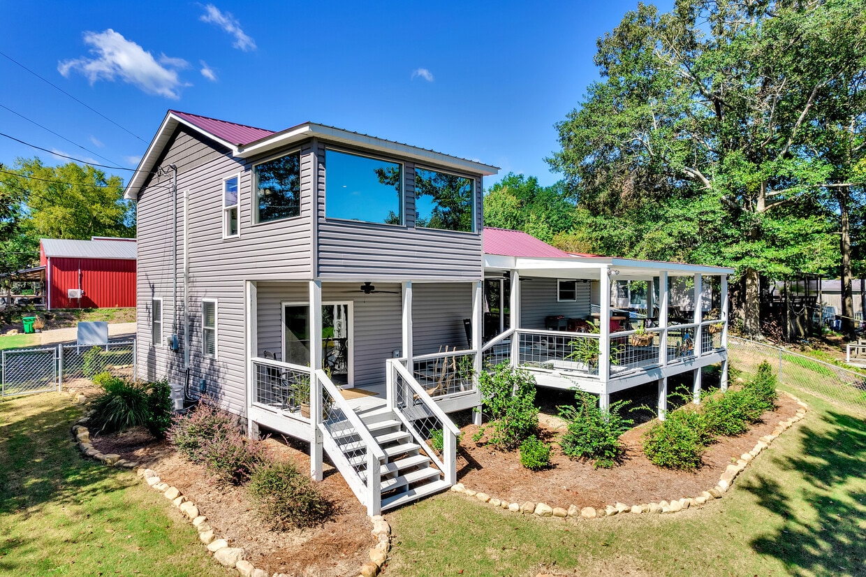 Back elevation facing lake - 77 County Road 311