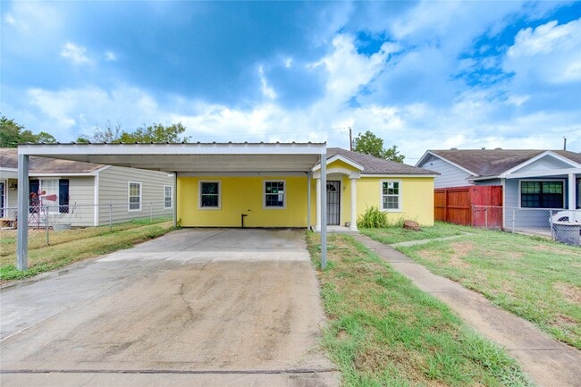 Foto del edificio - 10717 Pillot St