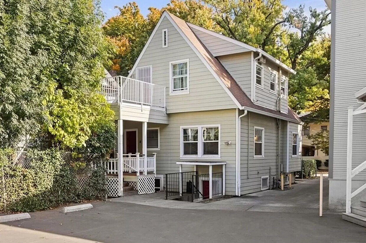 Foto del edificio - ***Reserve NOW for Summer 2026***5BD/2BA