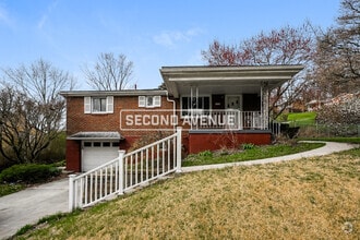 Building Photo - 256 Ohio St