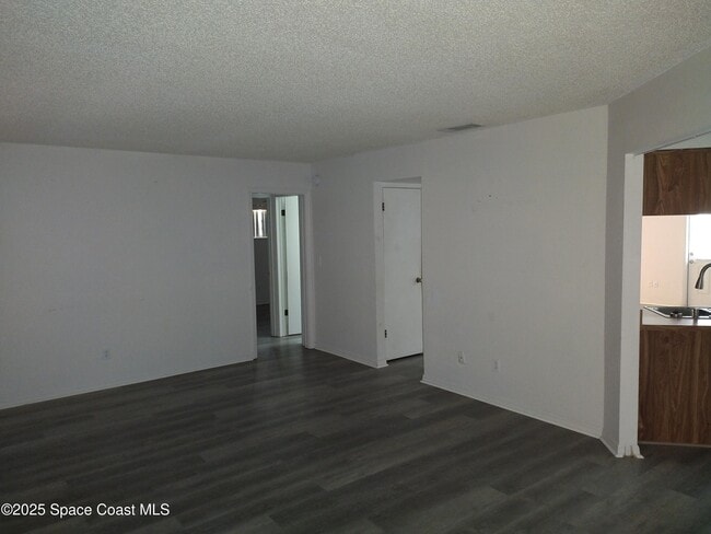 Building Photo - 765 John Carroll Ln