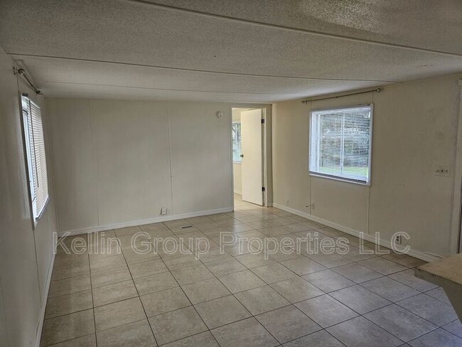 Building Photo - 2511 Futch Rd
