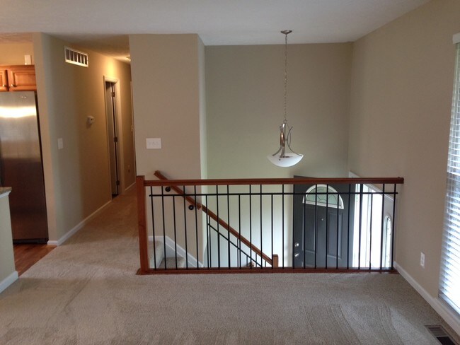 Building Photo - 2610 Brookview Ct