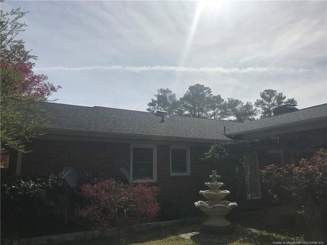 Building Photo - 627 Garfield Dr