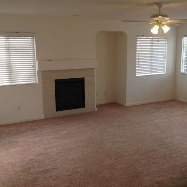 Foto del edificio - House For Rent in Ceres