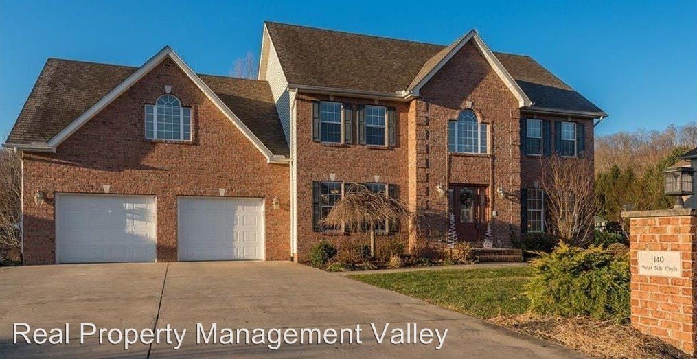 Primary Photo - 5 br, 3.5 bath House - 140 Waterside Circle
