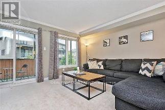 Building Photo - 18 Argent Private