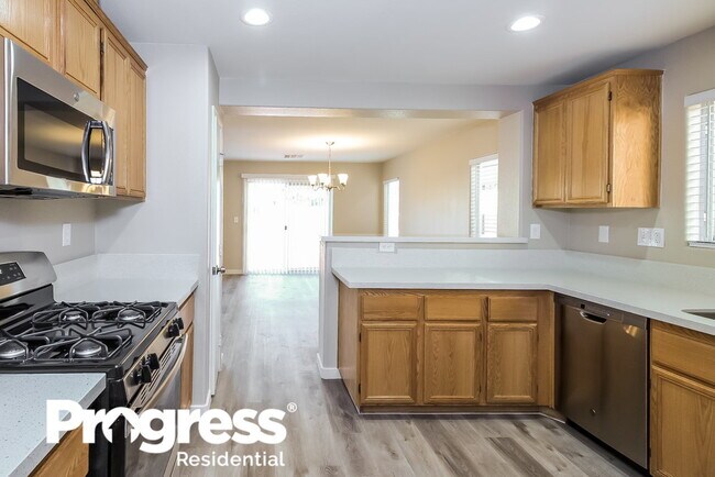 Foto del edificio - 6249 Capehart Falls St