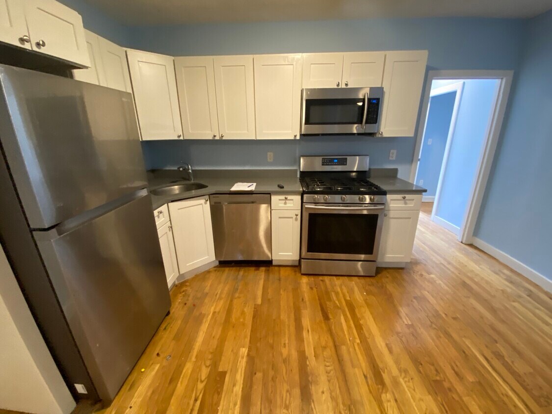Foto principal - 68 Beacon St