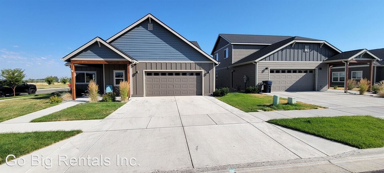 3 br, 2.5 bath House 5583 May Fly Street House Rental in Bozeman