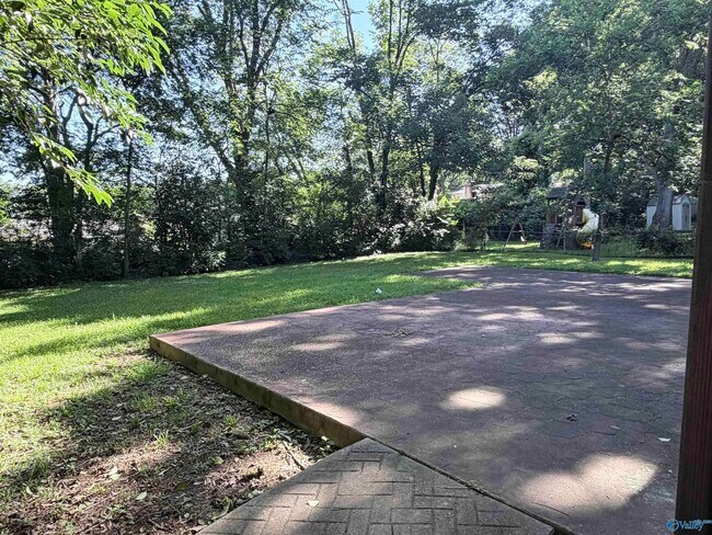 Foto del edificio - 11114 Hillwood Dr SE
