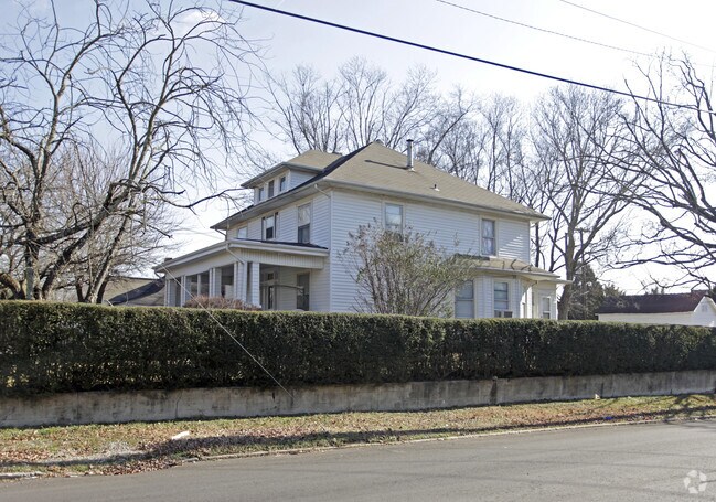 Building Photo - 600 Radford Pl