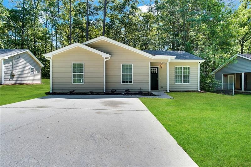 7135 Pineview Dr SW, Covington, GA 30014 House Rental in Covington, GA