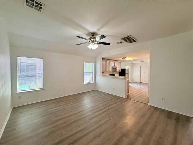Foto del edificio - 1148 Shadow Creek Blvd