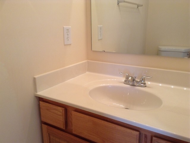 Building Photo - 7628 Falls Creek Way