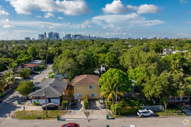 Aerial Photo - 36-38 NE 61st St