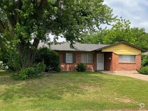Building Photo - 2221 Candy Ln