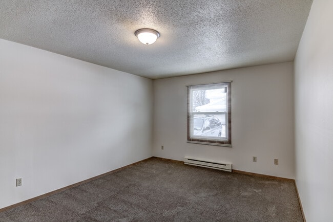 Building Photo - 4607 Fairfax St