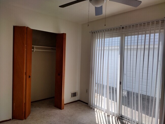 Bedroom #4 - 21164 Woodward St