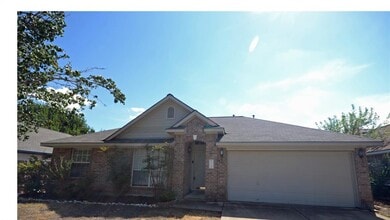 Building Photo - 718 Meadow View Dr