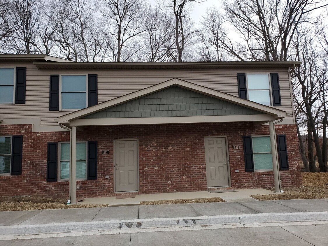 Foto principal - Cedar View Place Townhomes