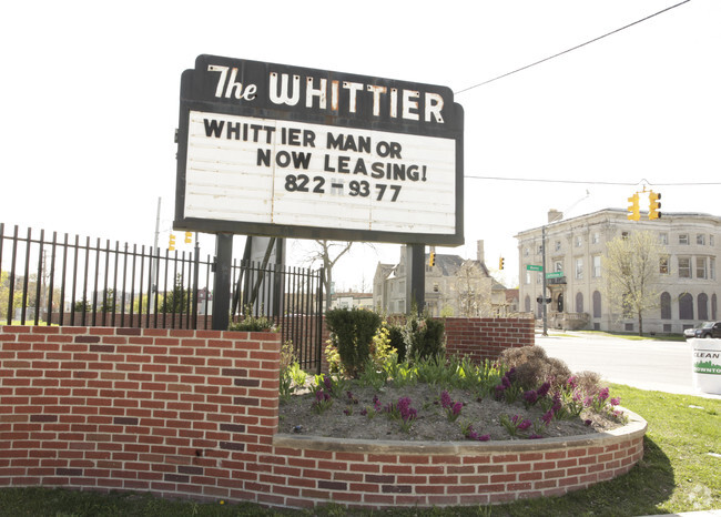 Foto del edificio - Whittier Manor Senior Apartments