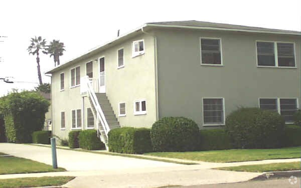 Foto del edificio - 8 Units in Ventura
