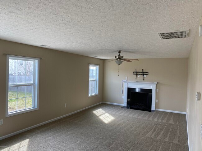 Building Photo - 2817 Weathersby Dr