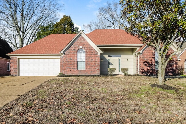 Building Photo - 7885 Meadow Ridge Ln