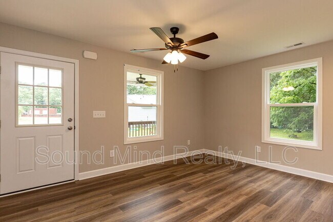 Building Photo - 268 Kivett Rd